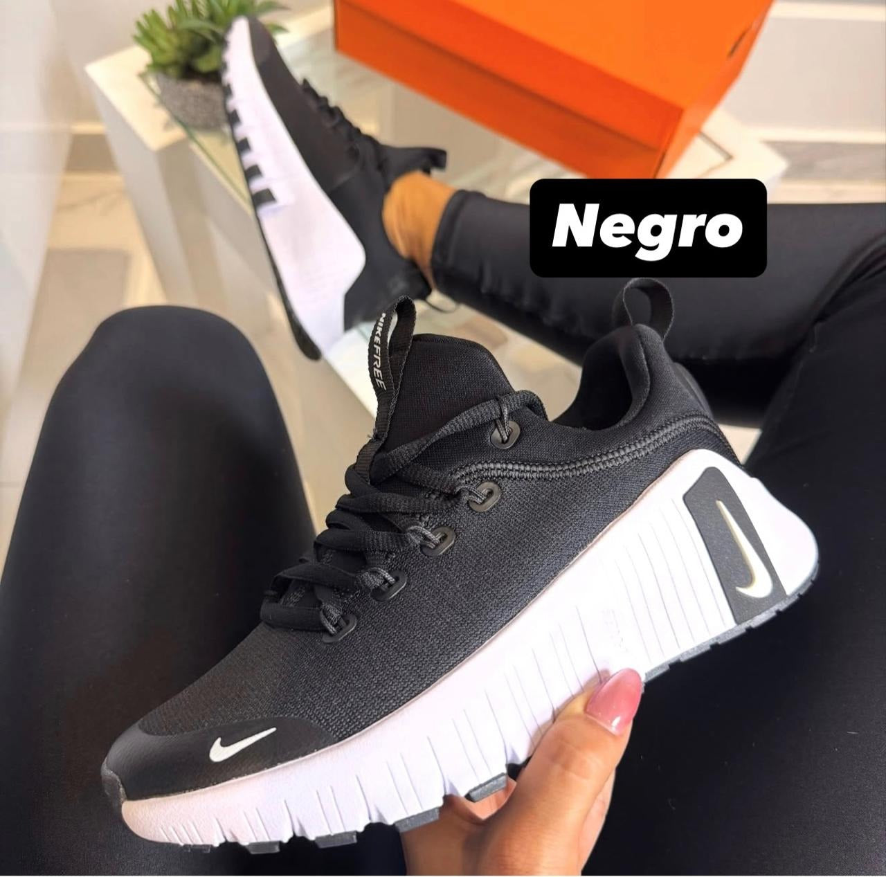 ZAPATILLAS TENIS NIKE FREE METCON 2026